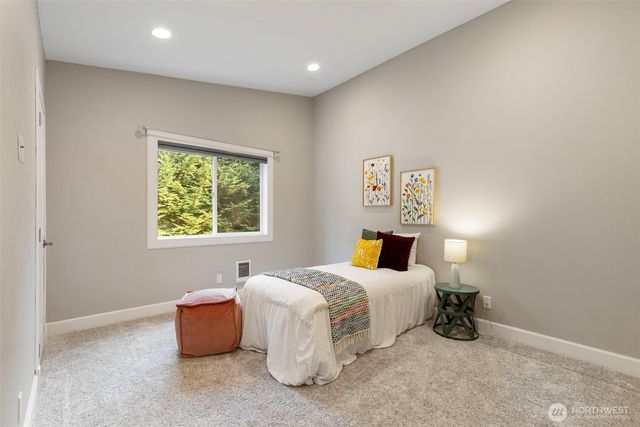 635 NE Stenman Lane, Poulsbo, WA 98370