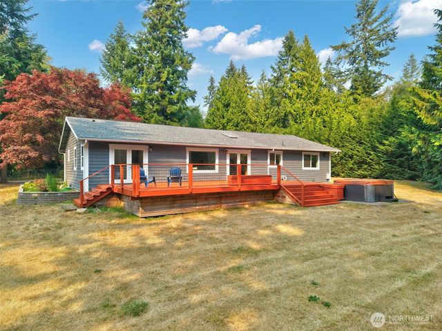 635 NE Stenman Lane, Poulsbo, WA 98370
