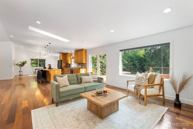635 NE Stenman Lane, Poulsbo, WA 98370