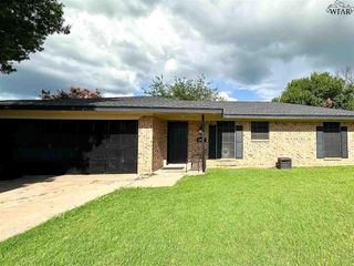 2809 S BANDERA DRIVE, Wichita Falls, TX 76302