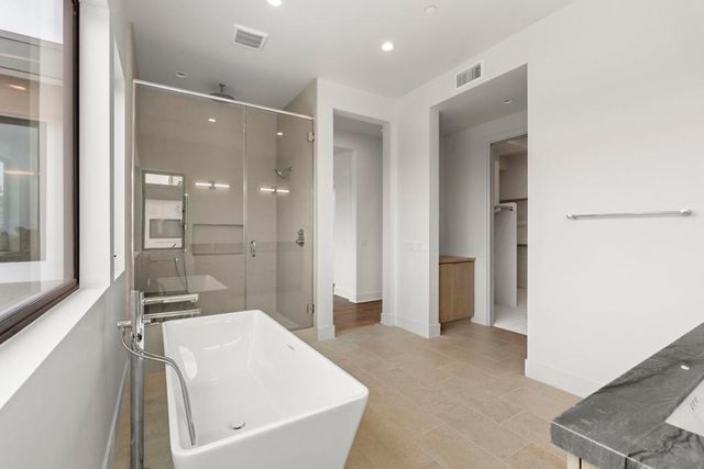 4835 Academy St, San Diego, CA 92109
