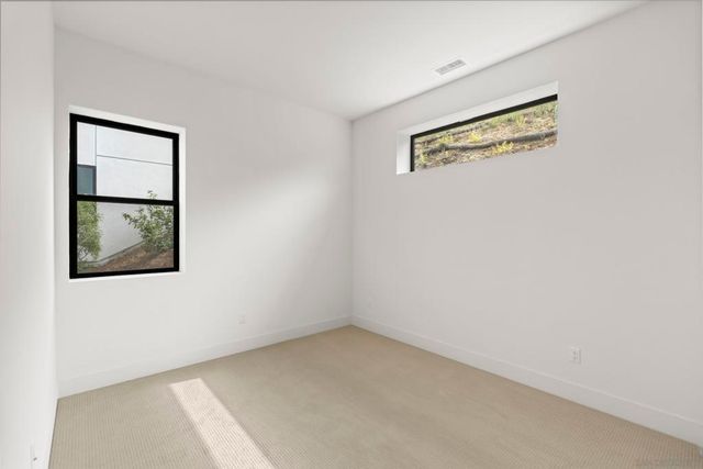 4835 Academy St, San Diego, CA 92109