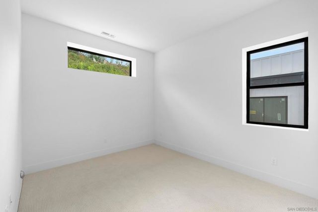 4835 Academy St, San Diego, CA 92109
