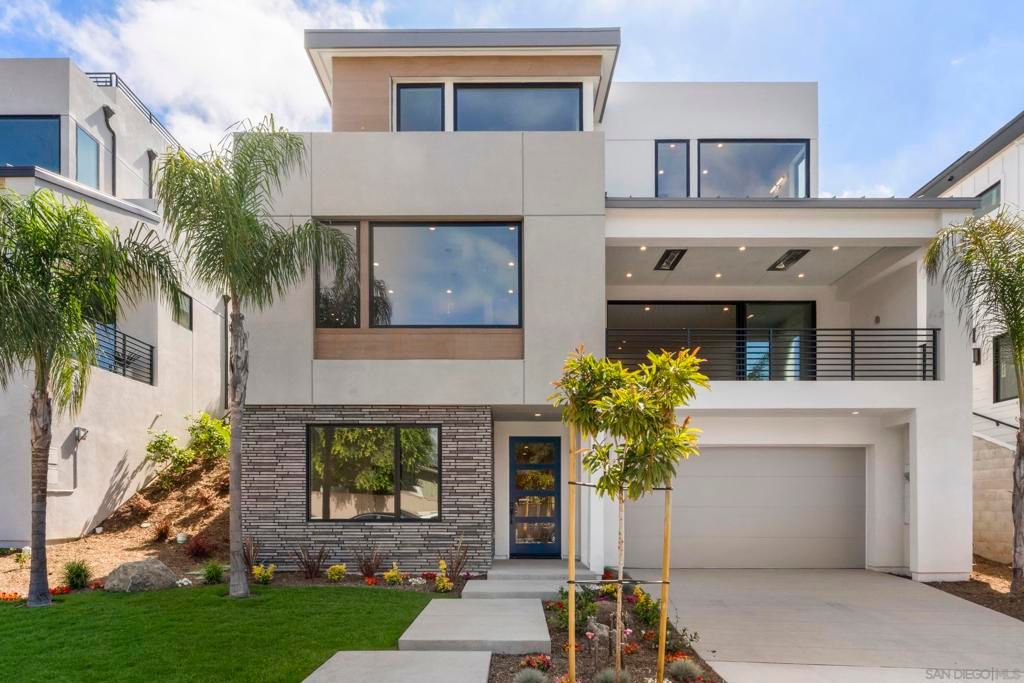 Image 1 of property listing at 4835 Academy St, San Diego, CA 92109