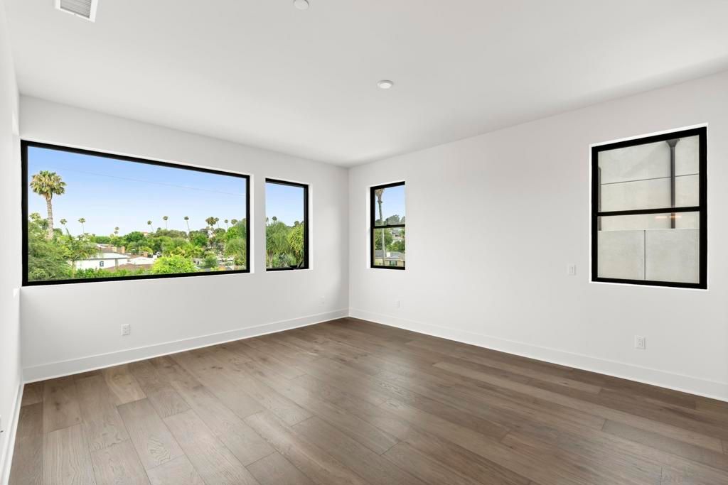 Image 49 of property listing at 4835 Academy St, San Diego, CA 92109