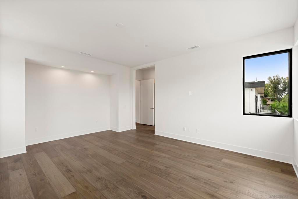 Image 50 of property listing at 4835 Academy St, San Diego, CA 92109