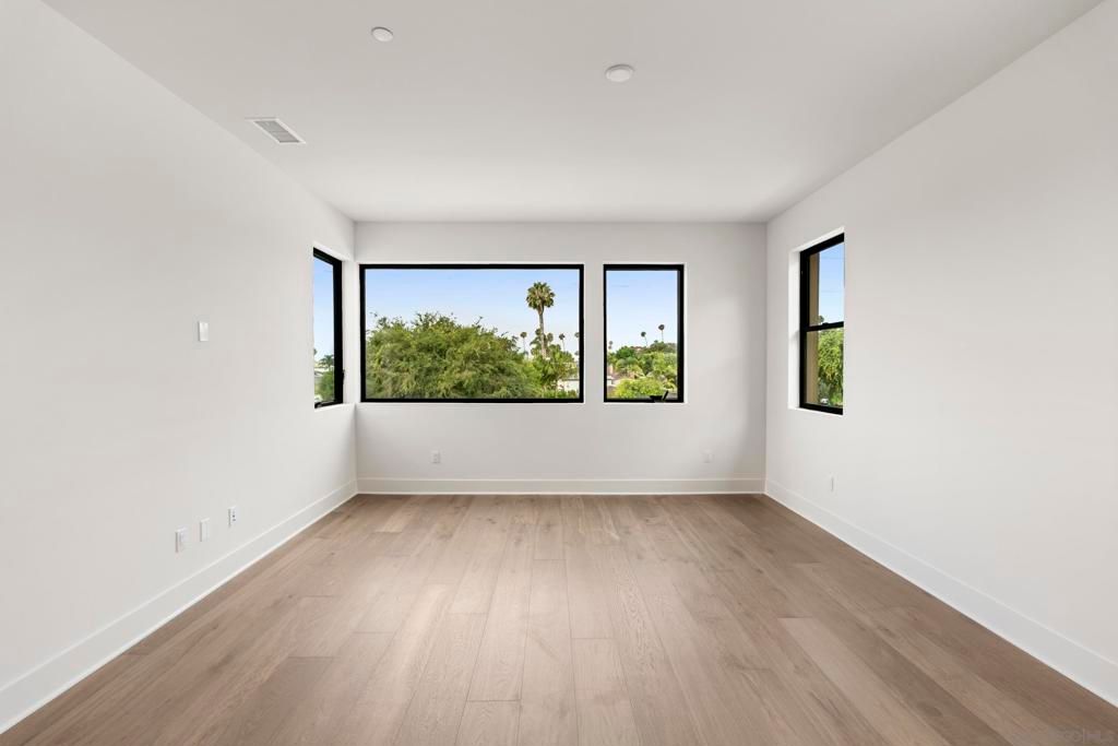 Image 51 of property listing at 4835 Academy St, San Diego, CA 92109