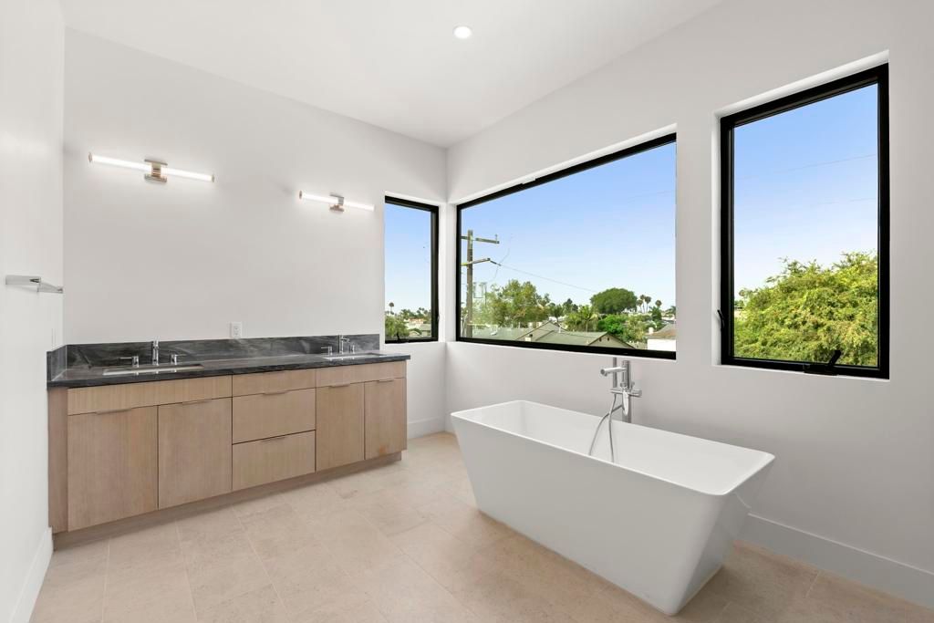 Image 56 of property listing at 4835 Academy St, San Diego, CA 92109