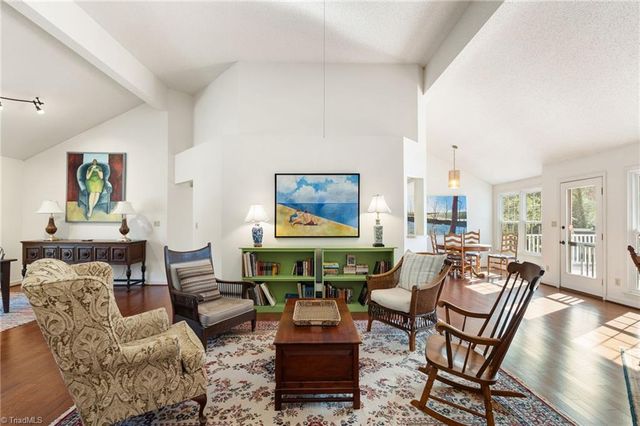 258 Carter Circle, Winston-salem, NC 27106