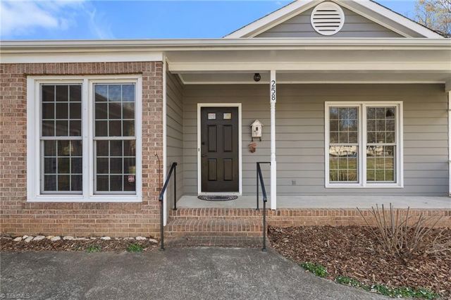 258 Carter Circle, Winston-salem, NC 27106