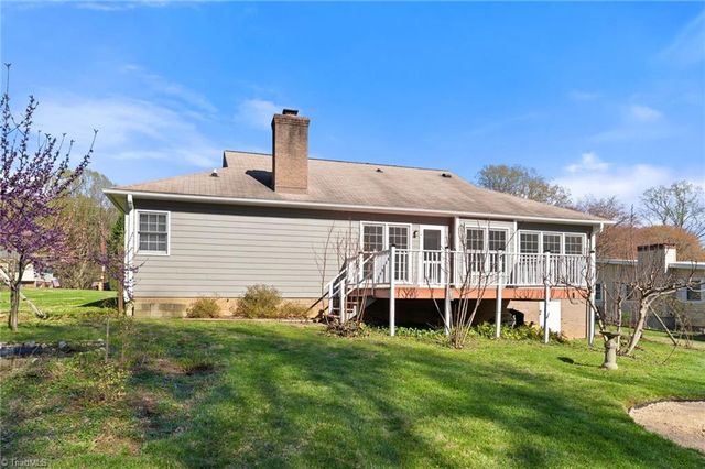 258 Carter Circle, Winston-salem, NC 27106