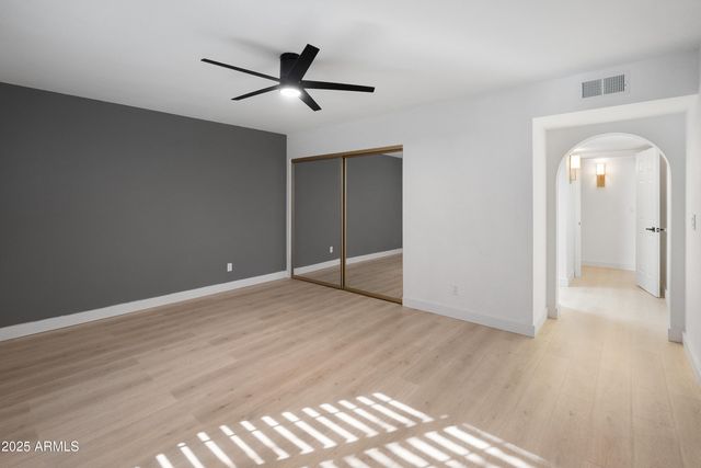 6240 E KELTON Lane, Scottsdale, AZ 85254