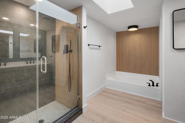 6240 E KELTON Lane, Scottsdale, AZ 85254