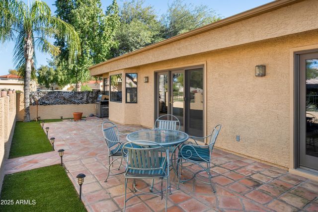 6240 E KELTON Lane, Scottsdale, AZ 85254