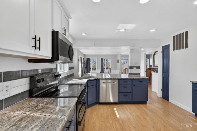 23466 Freezeout Rd, Caldwell, ID 83607