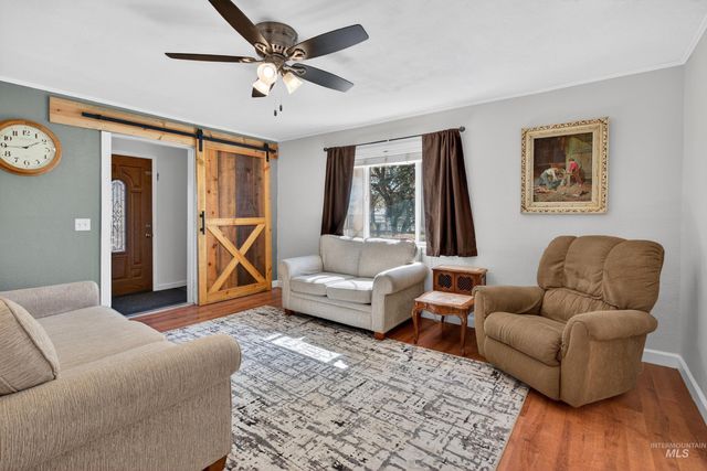 23466 Freezeout Rd, Caldwell, ID 83607