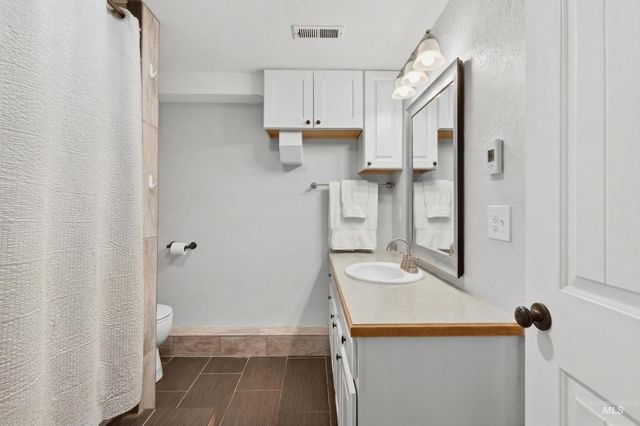 23466 Freezeout Rd, Caldwell, ID 83607