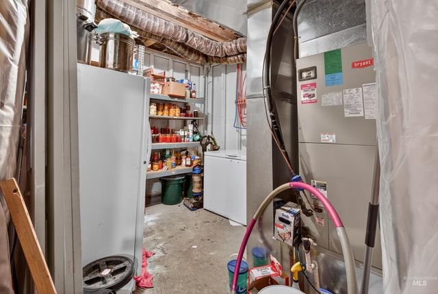 23466 Freezeout Rd, Caldwell, ID 83607