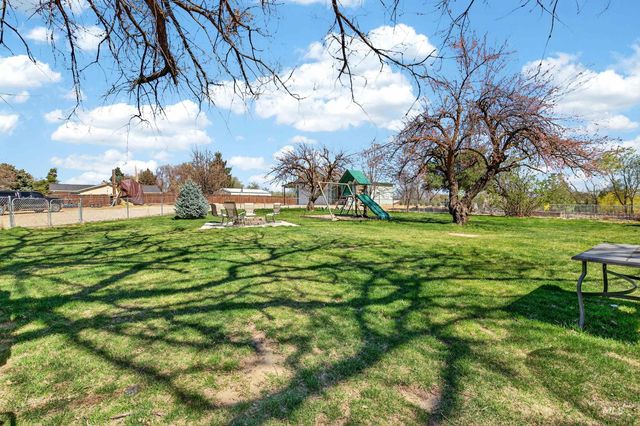 23466 Freezeout Rd, Caldwell, ID 83607