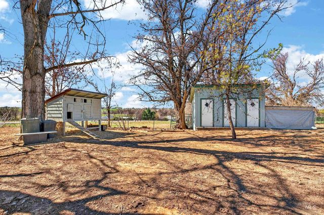 23466 Freezeout Rd, Caldwell, ID 83607