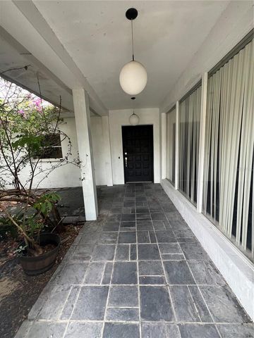 425 CRAIG DRIVE, Tarpon Springs, FL 34689