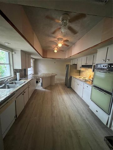 425 CRAIG DRIVE, Tarpon Springs, FL 34689