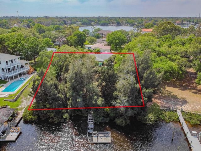 425 CRAIG DRIVE, Tarpon Springs, FL 34689