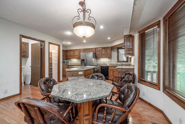 7 Burladero Trace, Hot Springs Village, AR 71909