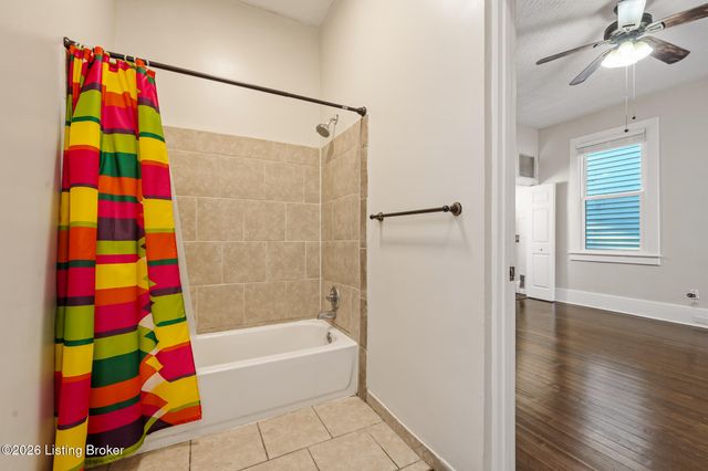 813 Swan St, Louisville, KY 40204