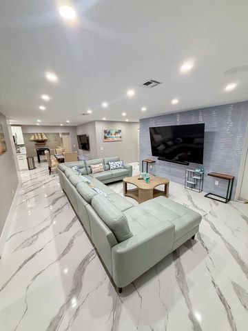 631 NW 39th Street, Oakland Park, FL 33309