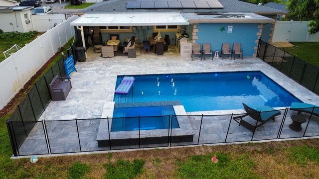 631 NW 39th Street, Oakland Park, FL 33309