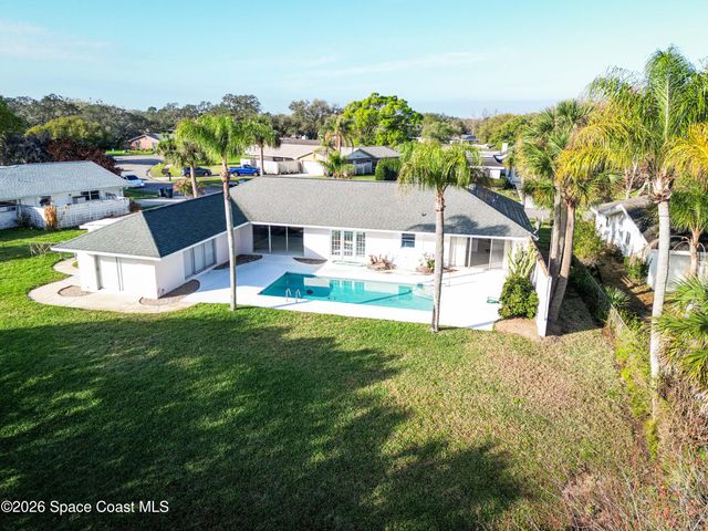 3085 Saunders Place, Titusville, FL 32780