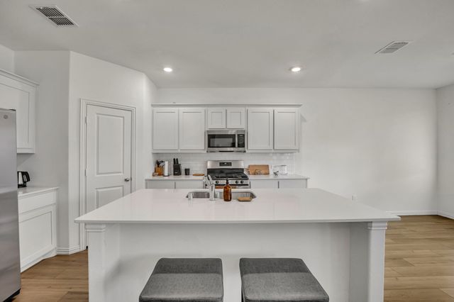 3221 Sioux Trail, Crandall, TX 75114