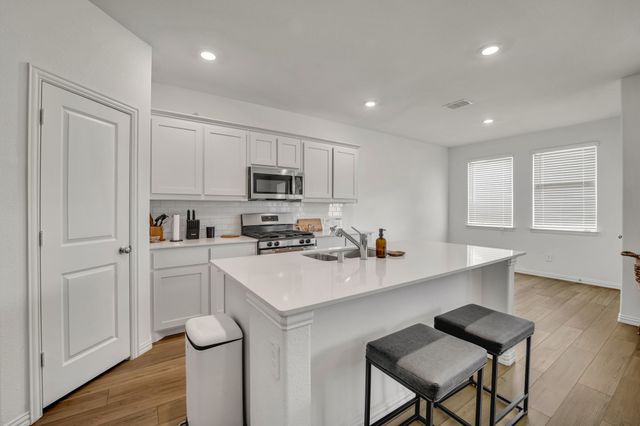 3221 Sioux Trail, Crandall, TX 75114
