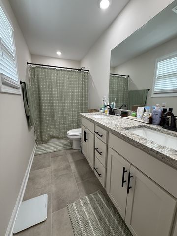 182 Quarry View Ct, Clarksville, TN 37043