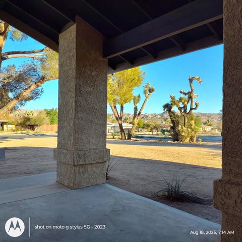 7113 La Habra Avenue, Yucca Valley, CA 92284