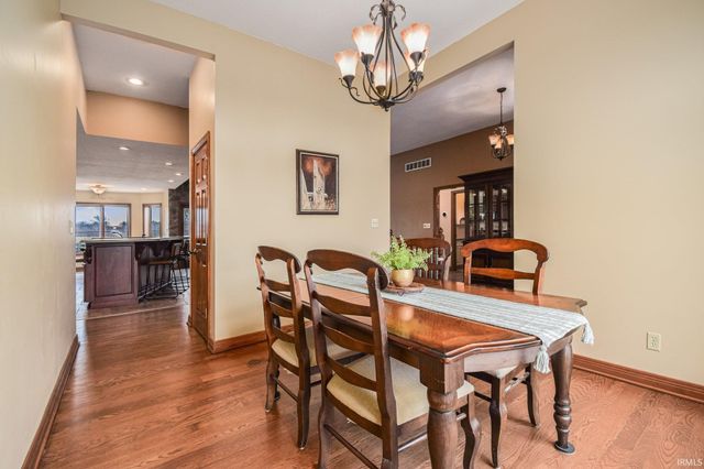 4715 W 200 South Road, Warsaw, IN 46580