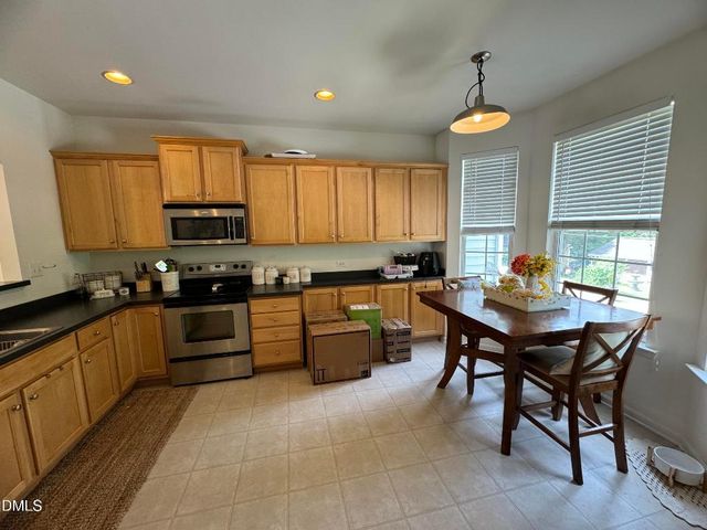423 Madison Avenue, Cary, NC 27513