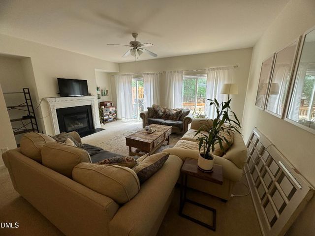 423 Madison Avenue, Cary, NC 27513