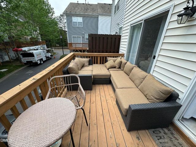 423 Madison Avenue, Cary, NC 27513