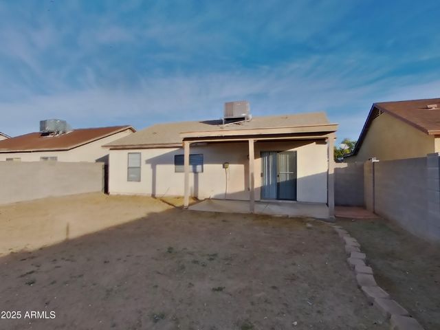 11519 W WINDROSE Drive, El Mirage, AZ 85335