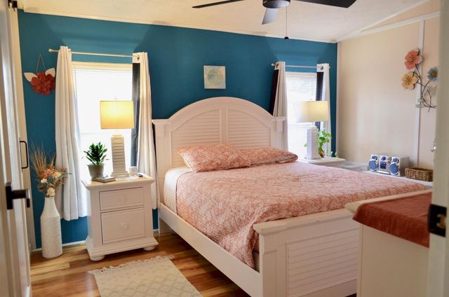 8031 SE Homestead Avenue, Hobe Sound, FL 33455