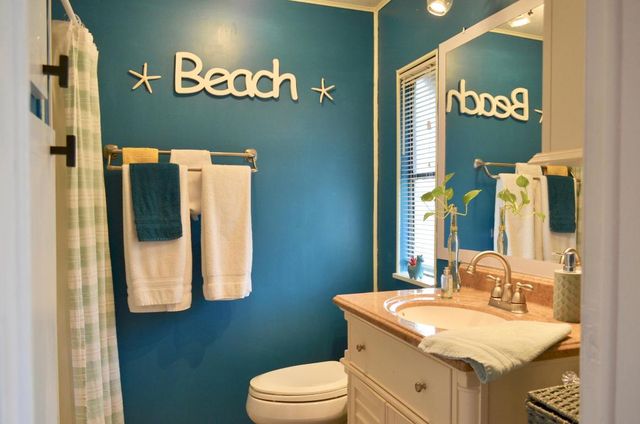 8031 SE Homestead Avenue, Hobe Sound, FL 33455