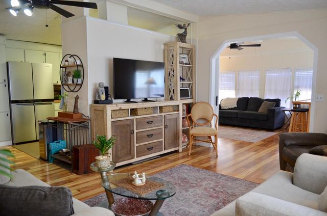 8031 SE Homestead Avenue, Hobe Sound, FL 33455