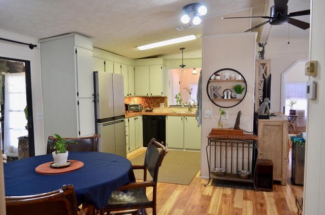 8031 SE Homestead Avenue, Hobe Sound, FL 33455