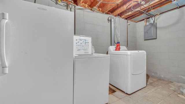 1716 Norma COURT, Sheboygan, WI 53081