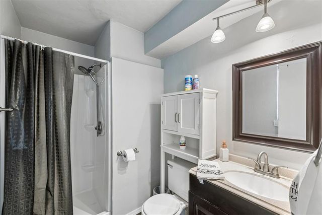12309 Rockgate Drive, Yukon, OK 73099