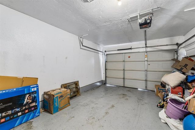 12309 Rockgate Drive, Yukon, OK 73099
