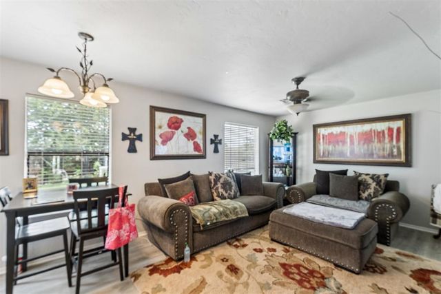 12309 Rockgate Drive, Yukon, OK 73099
