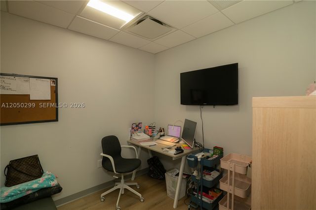 7855 NW 46th St 3, Doral, FL 33166